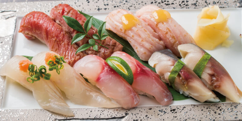 個室でいただく小田原の寿司